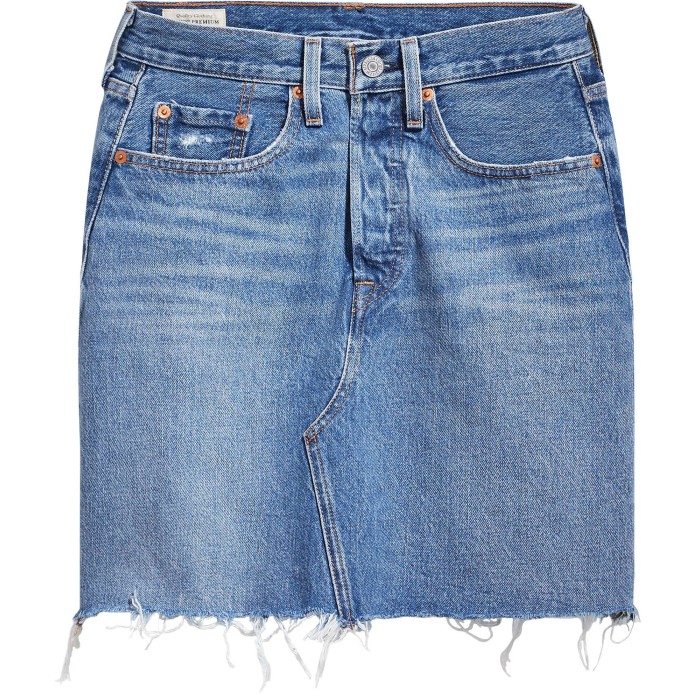 Bfly  denim skirt stuck in the middle